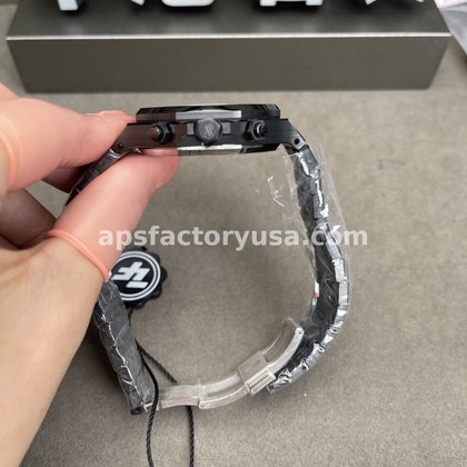 QC photograph 2 of 8 - 26240CE Black