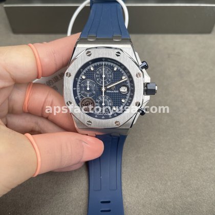 QC photographs, Royal Oak Offshore Chronograph 42mm, blue dial, 8 frames